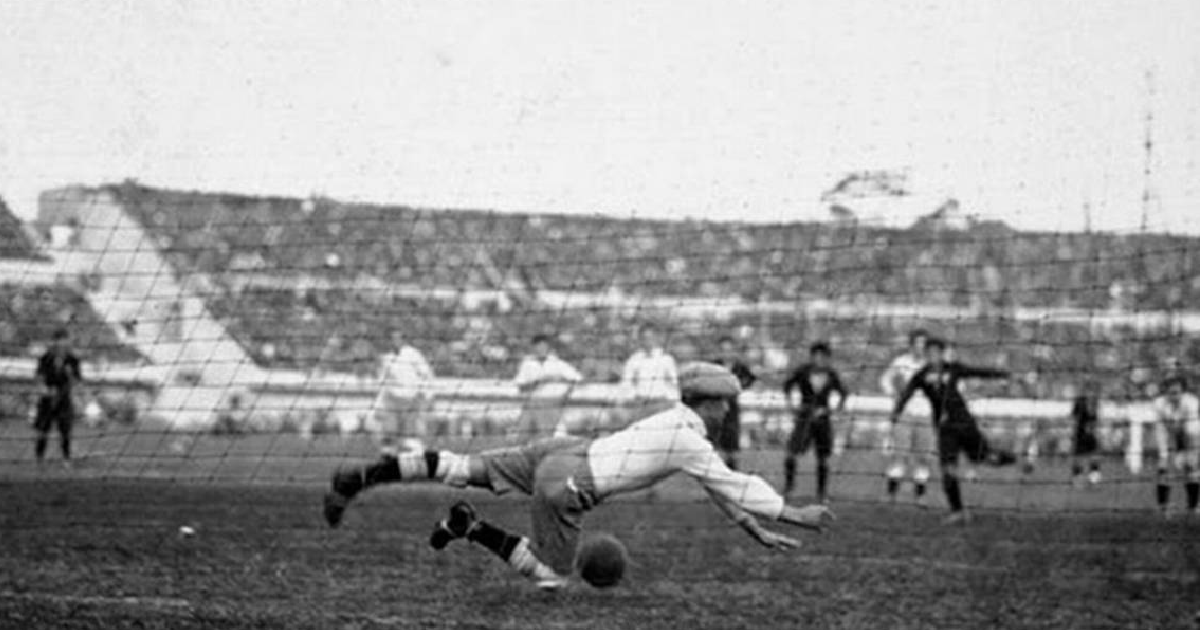 Roberto Gayón el 'tico' que defendió a México en Uruguay 1930