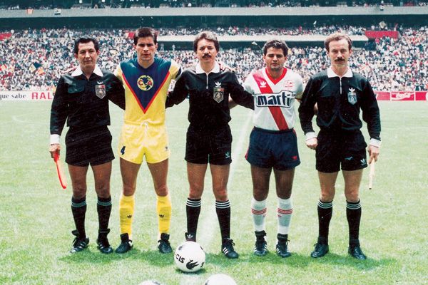 Tena, el primer capitán en darle un bicampeonato al América