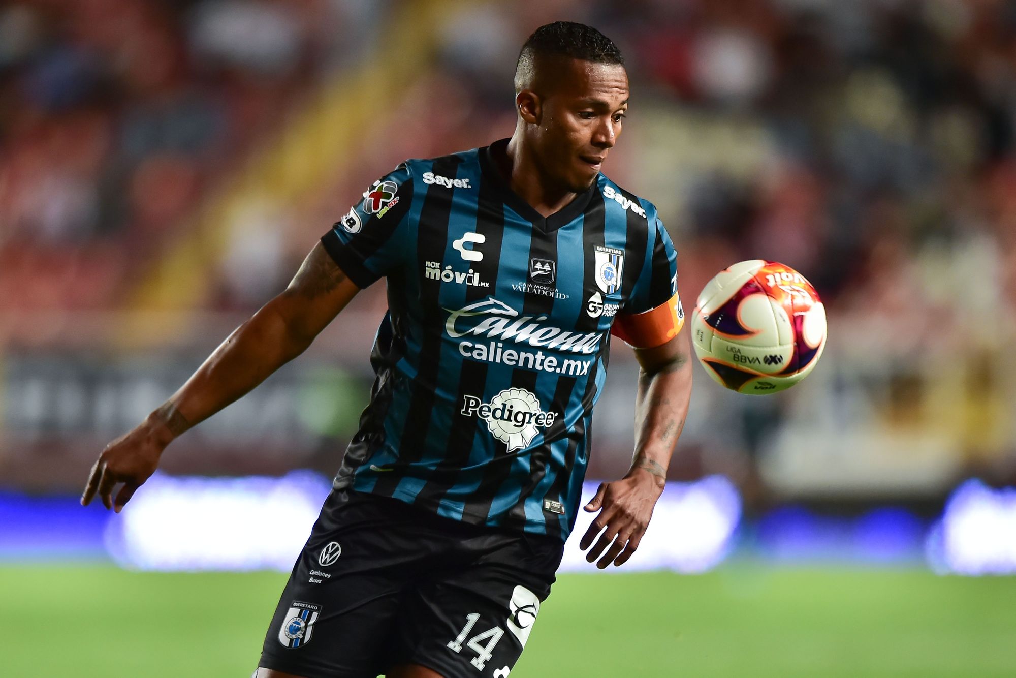 Antonio Valencia se retira del futbol por una lesión