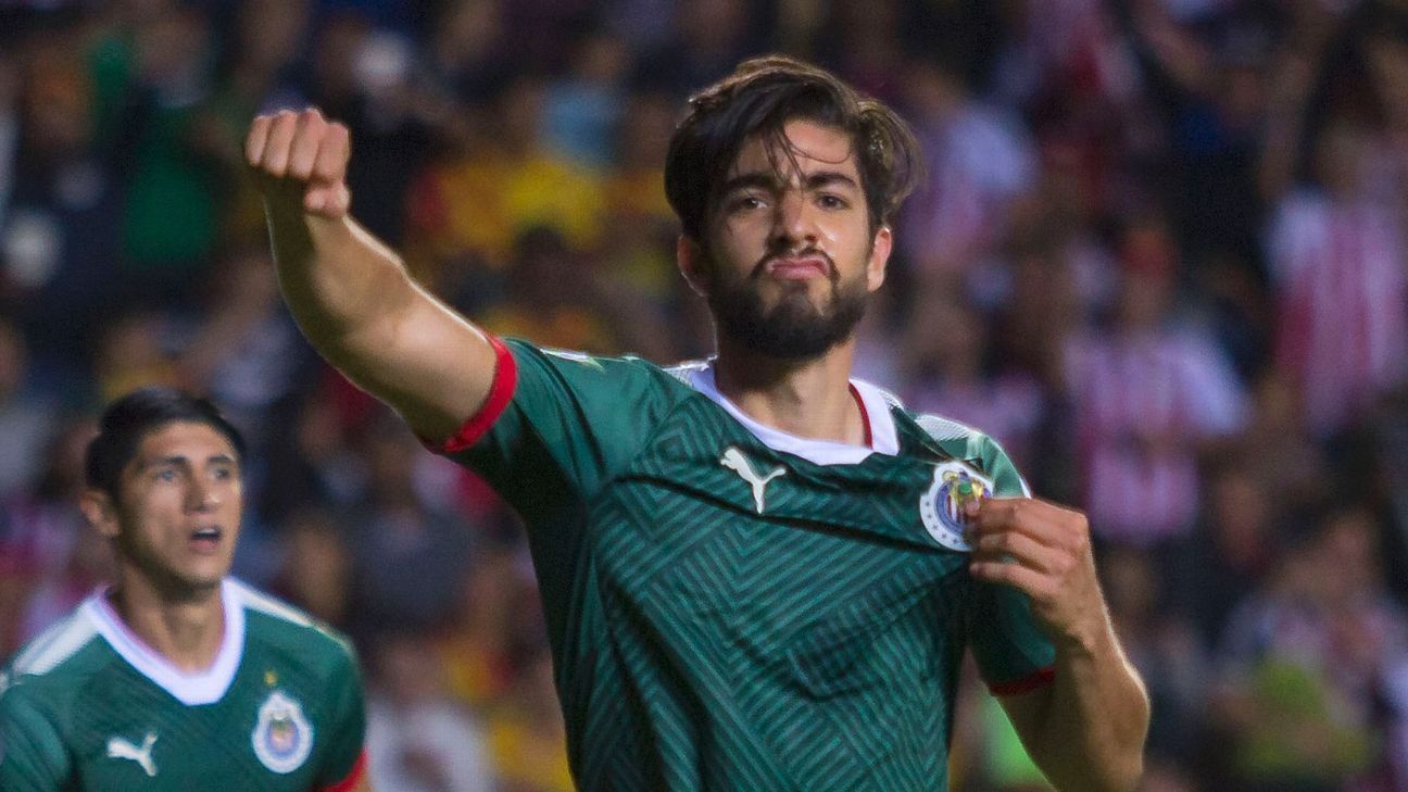 Pizarro, el refuerzo que hace suspirar a Chivas