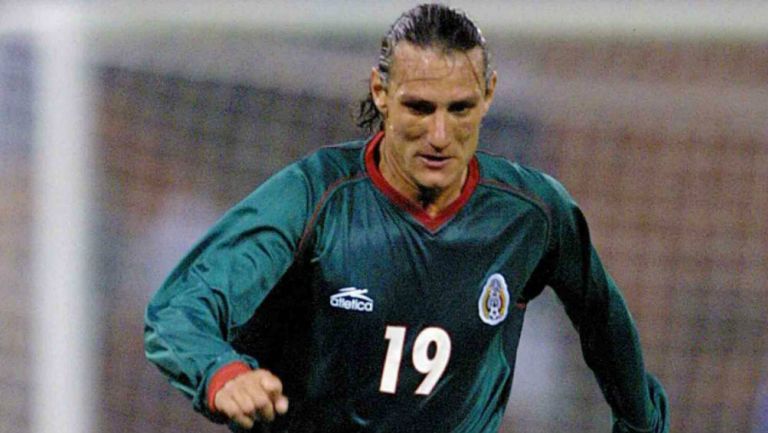 Jugadores naturalizados que la rompieron en el Tri