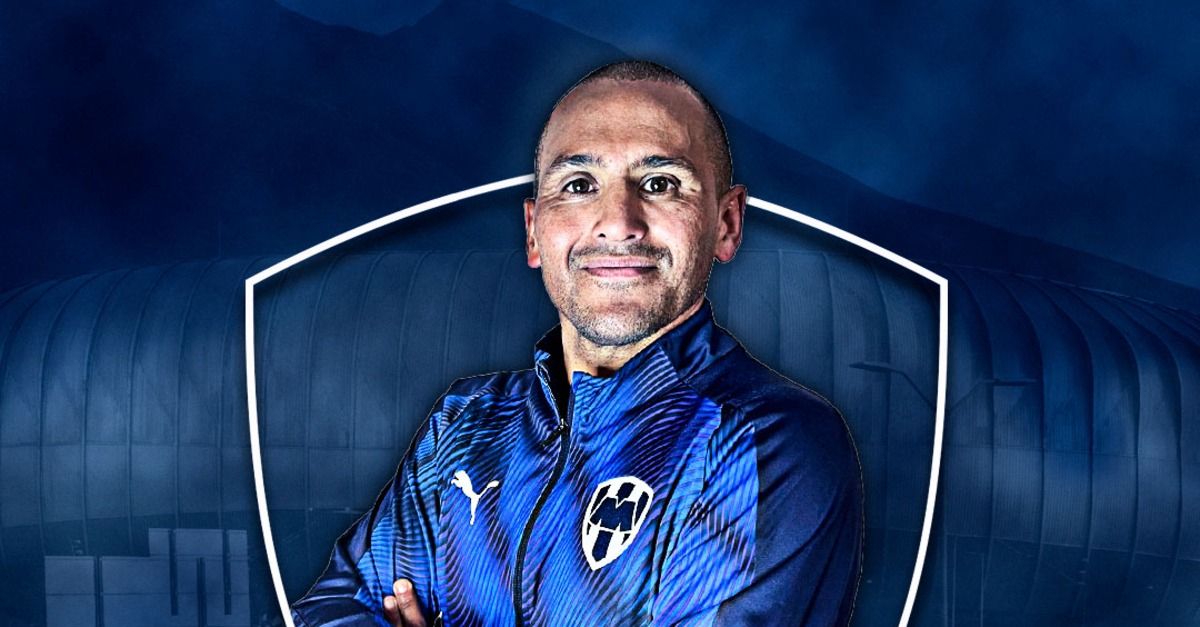 ¿Bomba? Chupete Suazo regresa a México para jugar con Raya2