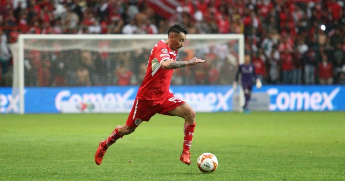 Pese a su avanzada edad, Rubens Sambueza quiere jugar con el Tri