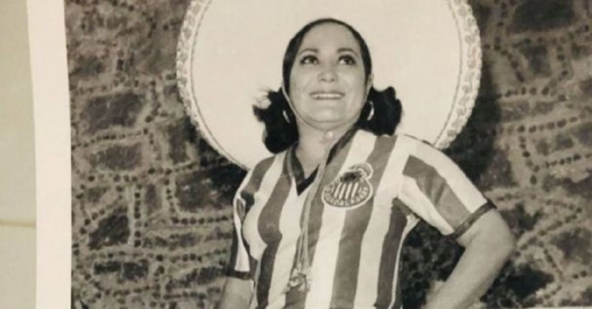 La historia detrás del amor entre Chivas y Carmen Salinas