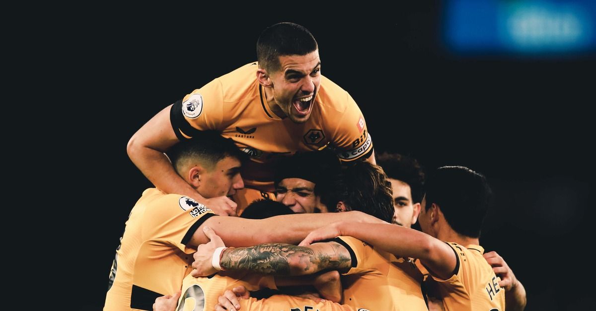 Con gol de Raúl Jiménez, Wolverhampton venció al West Ham
