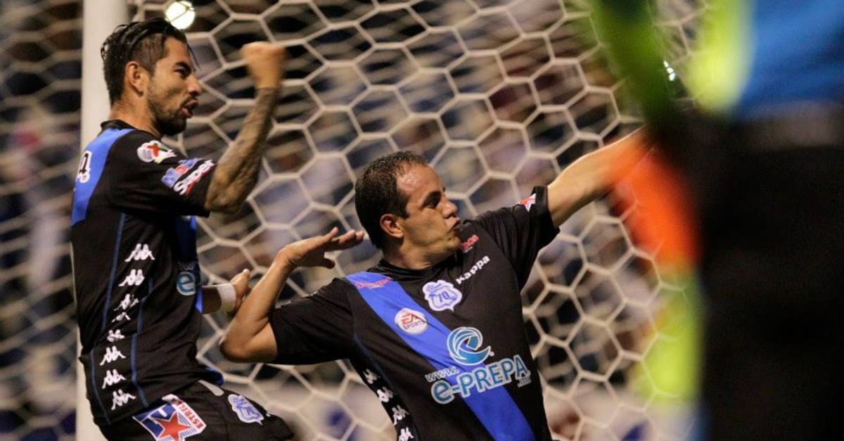 El gol de Cuauhtémoc Blanco que retiró a Oswaldo Sánchez