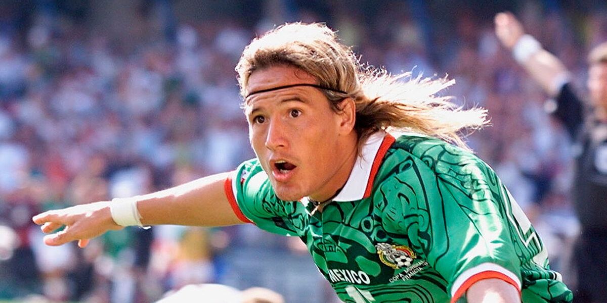 El día que Luis Hernández le dijo "no" a Chivas por pedirle un corte de cabello