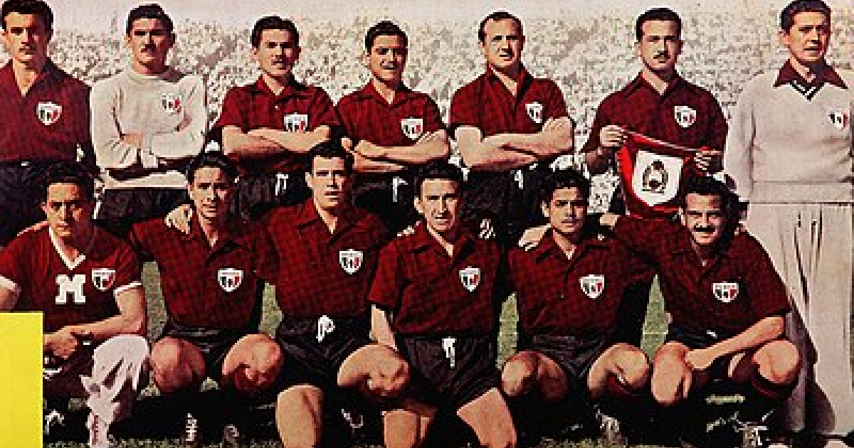 El origen del uniforme guinda de la Selección Mexicana