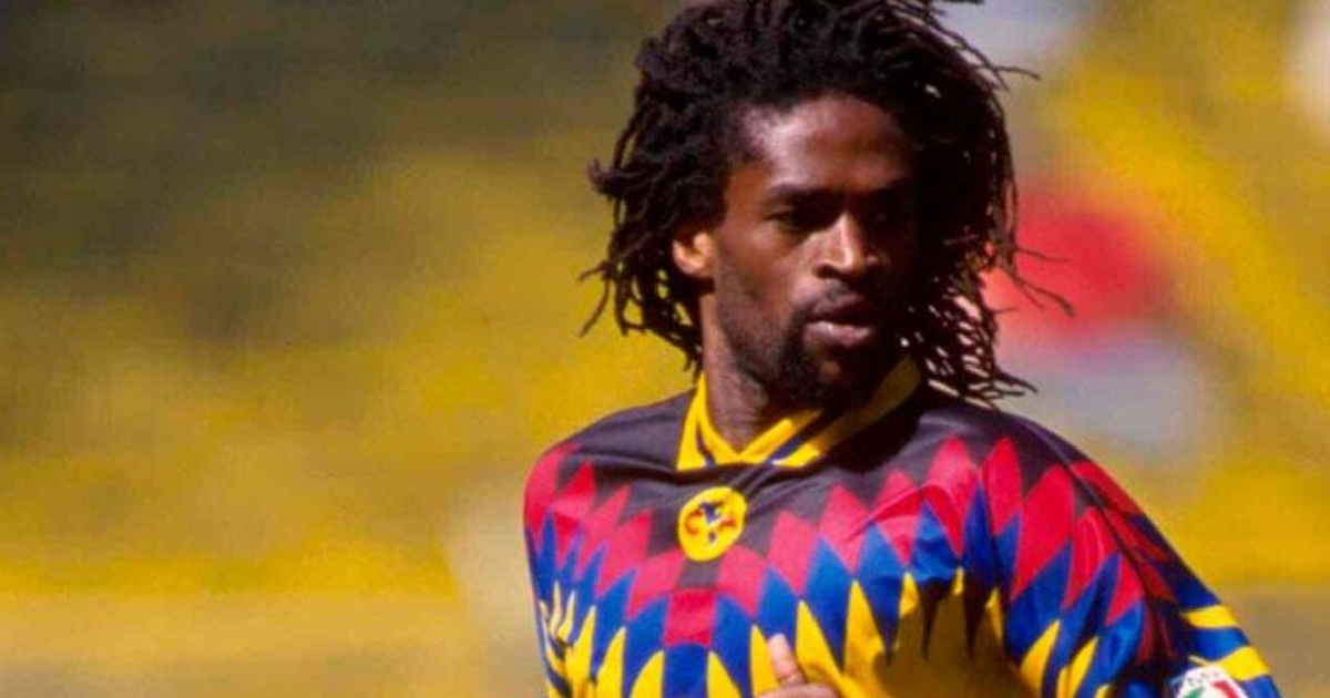 El jugador africano que se fue del América por no bañarse