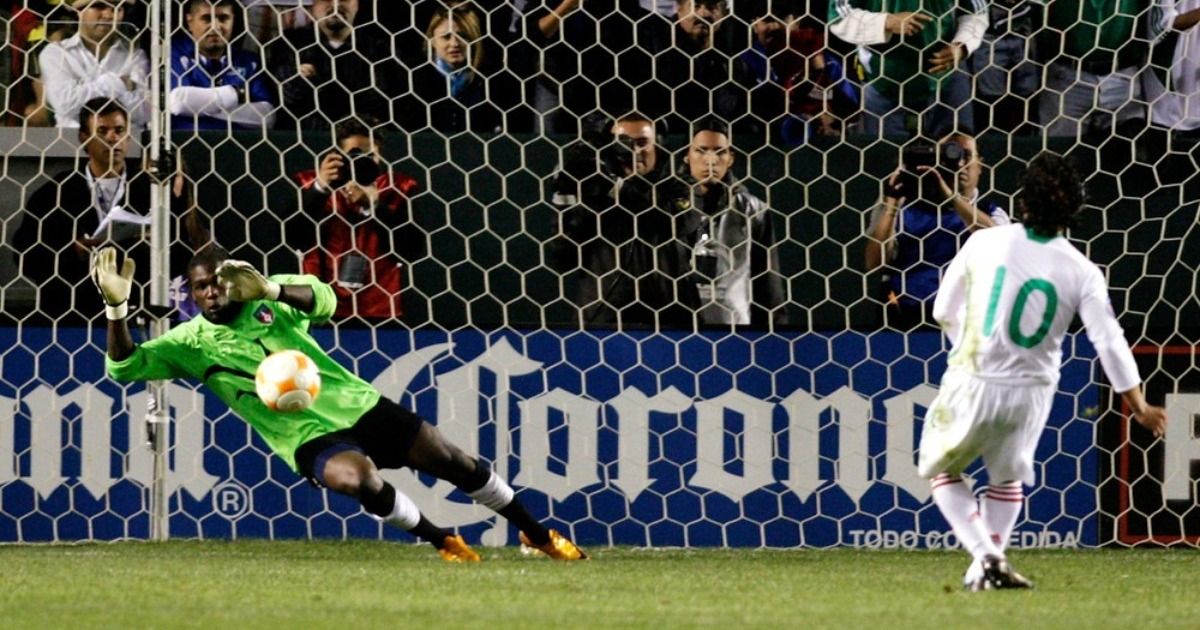 El último partido dónde México saludó en el himno
