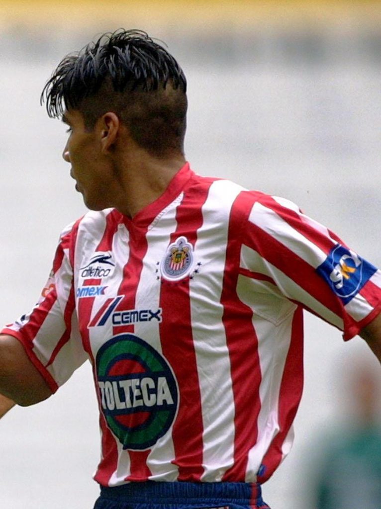 Para el 2003 Carlos Salcido ya era titular inamovible en Chivas. Ese mismo año fue convocado a la Selección Nacional Mexicana a la cual no dejaría de ser llamado.